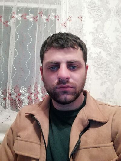  ,   Emrah, 27 ,   ,   , c 