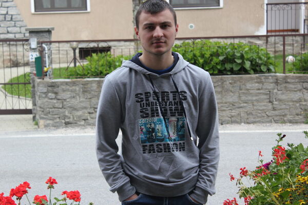  ,   Ivan, 32 ,   