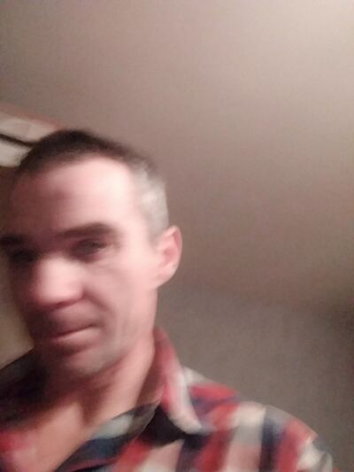  ,   Robert, 48 ,   
