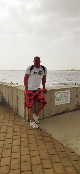  ,   Alexandro, 40 ,   ,   