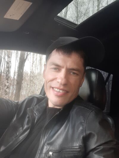  ,   Mikhail, 43 ,   ,   
