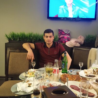  ,   Narek, 26 ,   ,   