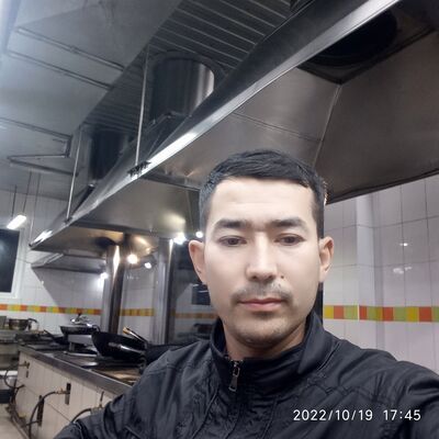  ,   Ilhom, 27 ,     