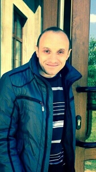  ,   Pasha, 42 ,  