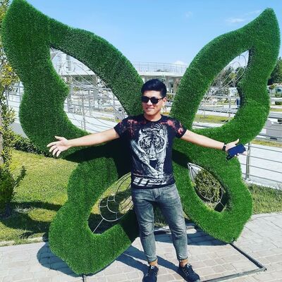  ,   Dior, 22 ,     , c , 