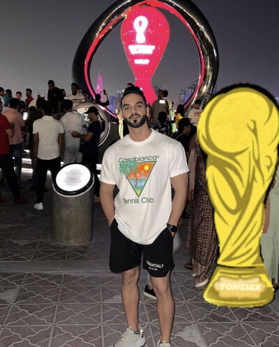  ,   Enzo, 36 ,   ,   , c , 