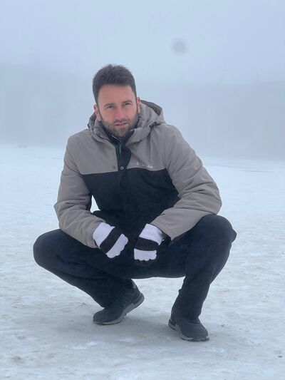  ,   Ruslan, 35 ,   ,   