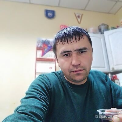  ,   Denis, 42 ,   ,   , c 