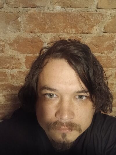  -,   , 33 ,   