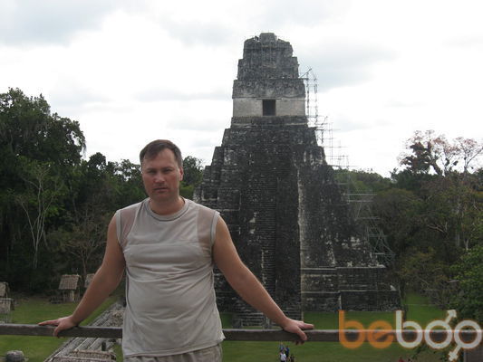  ,   Jorge, 53 ,   