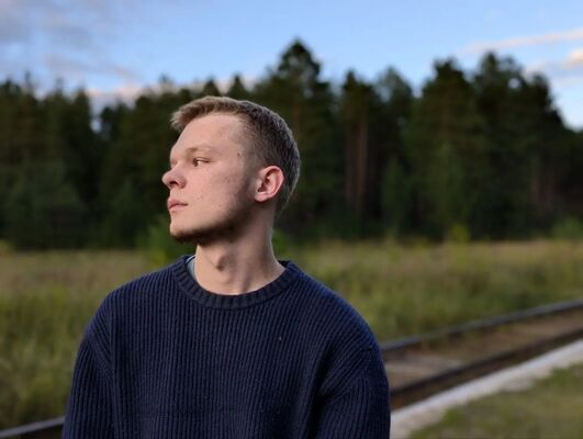  ,   Anton, 22 ,   ,   , c 