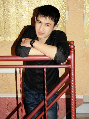  ,   Jeck, 33 ,   