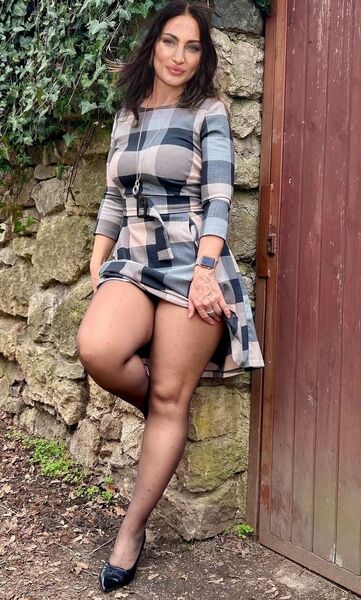  ,   Yasya, 40 ,   ,   