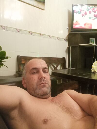 ,   Den, 46 ,   ,   