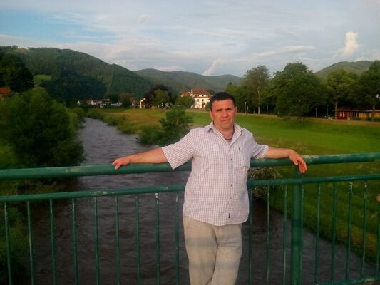  ,   Dima, 45 ,   
