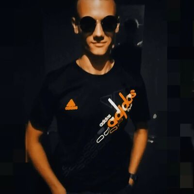  ,   Maks, 24 ,   ,   , c 