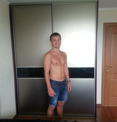  ,   Alex, 43 ,   