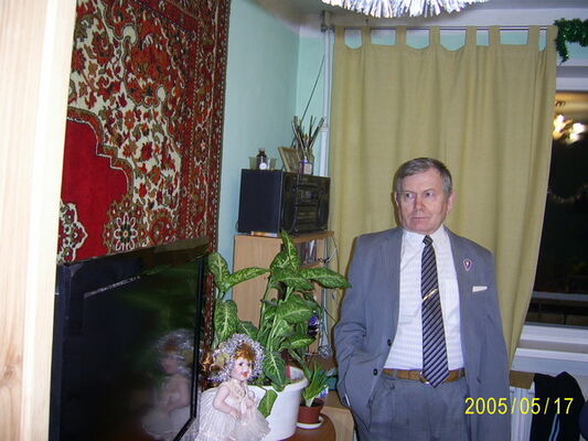  ,   Alex, 77 ,   ,   , c 