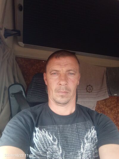  ,   Andrei, 42 ,   ,   