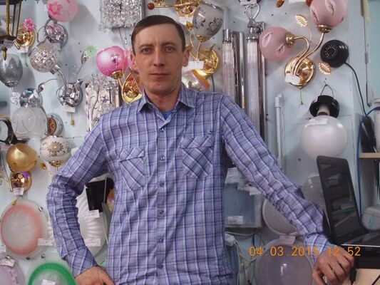  ,   Maks, 43 ,   ,   , c 