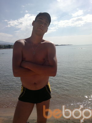  ,   Max, 37 ,  