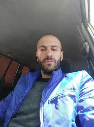  ,   Hovo, 36 ,   ,   