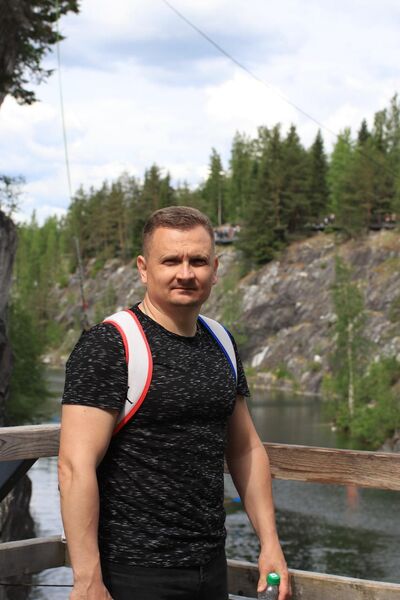  ,   Sergey, 33 ,   