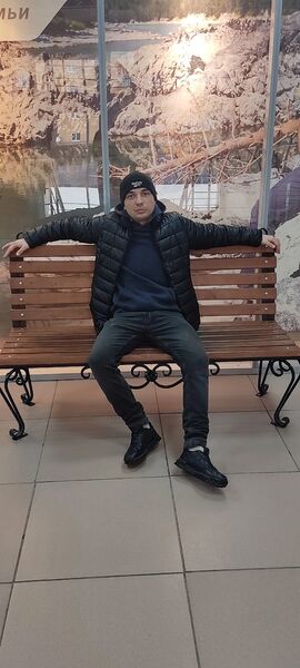  ,   Roman, 37 ,   c 