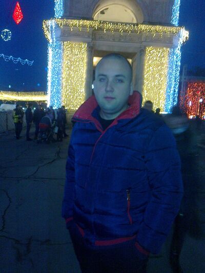  ,   Vlad, 34 ,   