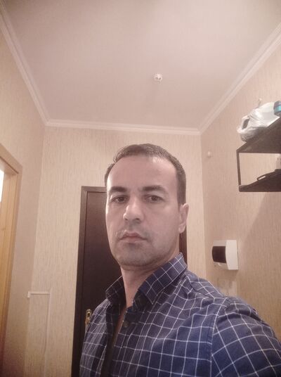  ,   Ruslan, 43 ,     