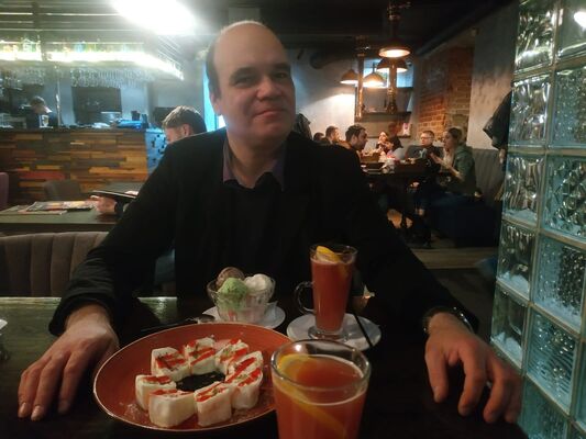 -,   , 52 ,     , c 
