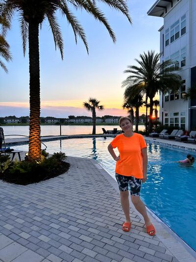  Miami Beach,   Angela, 60 ,   c 