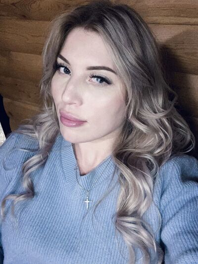  ,   Veronika, 25 ,   ,   
