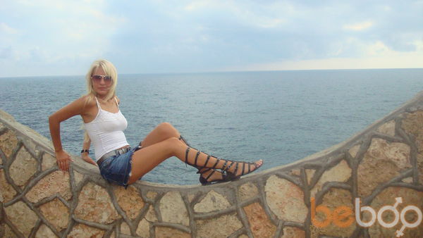  ,   Ilona, 39 ,   ,   , c 