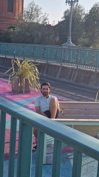  ,   Zviadi, 30 ,   ,   