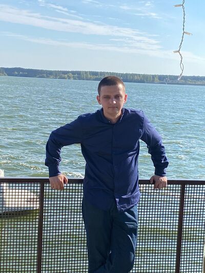  ,   Artem, 32 ,   ,   