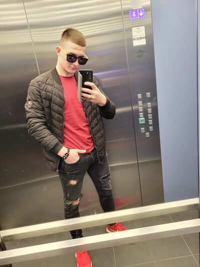  ,   Nikolas, 22 ,   ,   