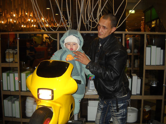  ,   Sergei, 44 ,   ,   , c 