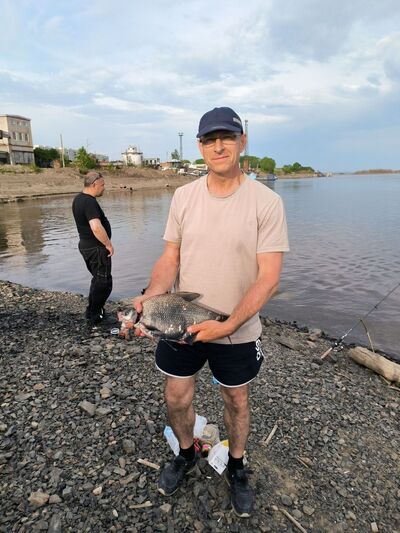  ,   Vlad, 46 ,   , 