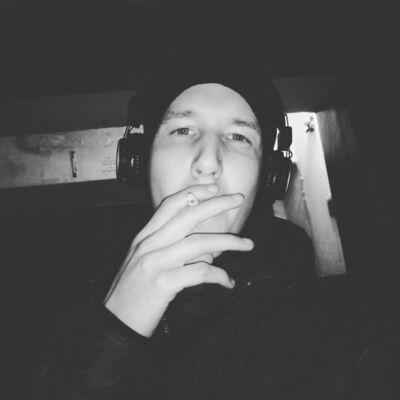  ,   Nikita, 29 ,   