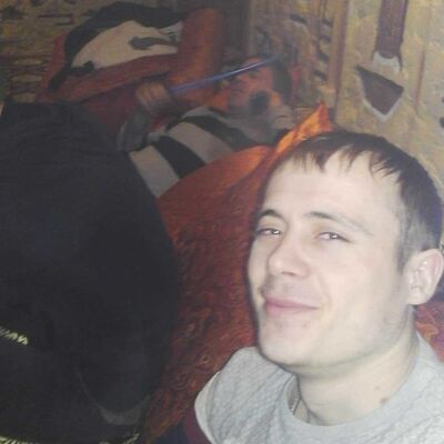  ,   Maksim, 44 ,   ,   , c 