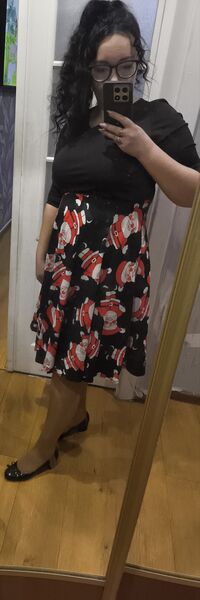  ,   Kitti, 35 ,   ,   