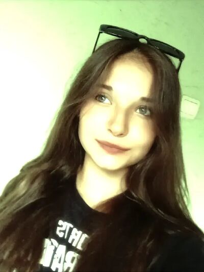  ,   Yana, 20 ,     , 
