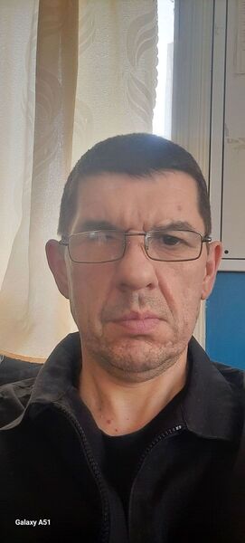  ,   Lev, 44 ,   ,   