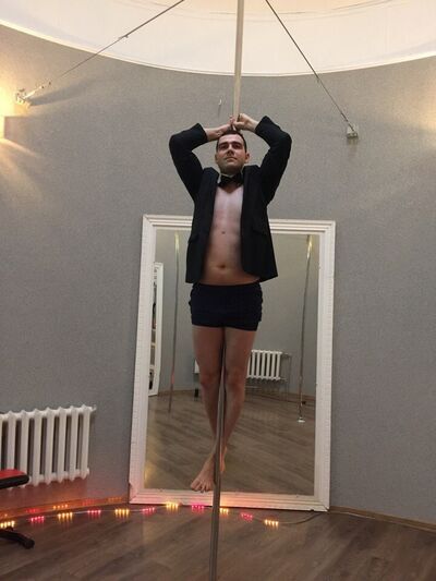  ,   Michel, 35 ,   