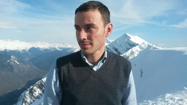  ,   Paul, 32 ,   ,   , c 