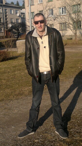  ,   Aivars, 50 ,   