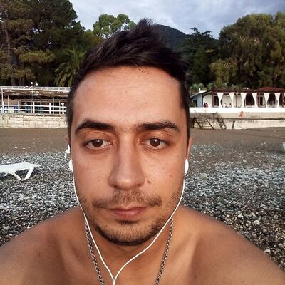  ,   Mikhail, 35 ,   ,   