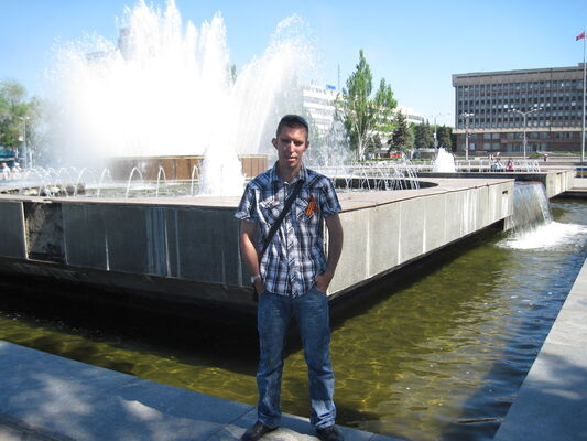  ,   Stavr, 44 ,  