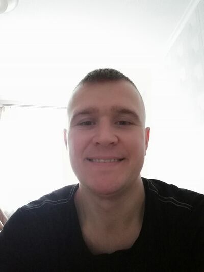  ,   Maxim, 37 ,   ,   , c 